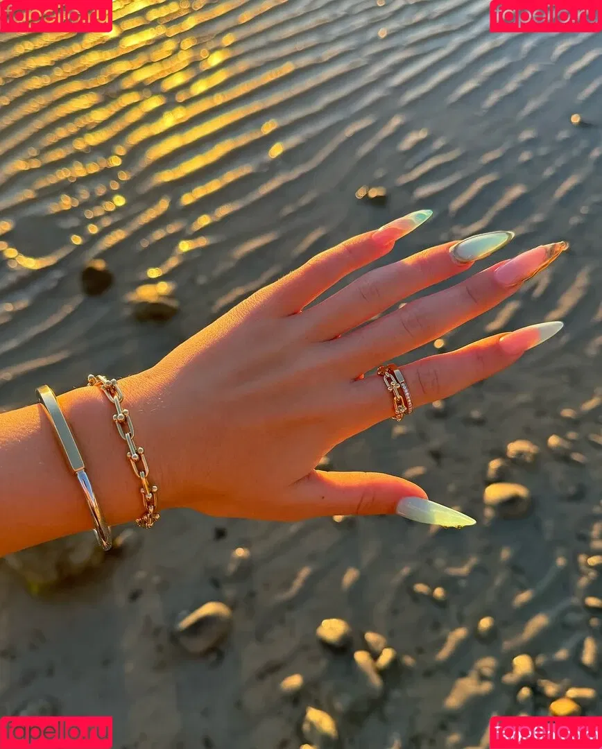 Leah Halton / leahhalton Onlyfans Photo Gallery 