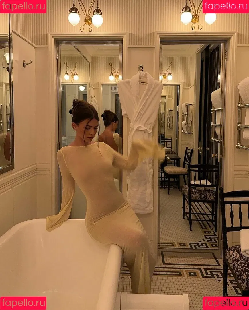 Leah Halton / leahhalton Onlyfans Photo Gallery 