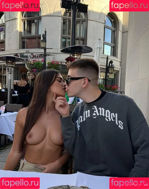 Leah Halton / leahhalton Onlyfans Photo Gallery 