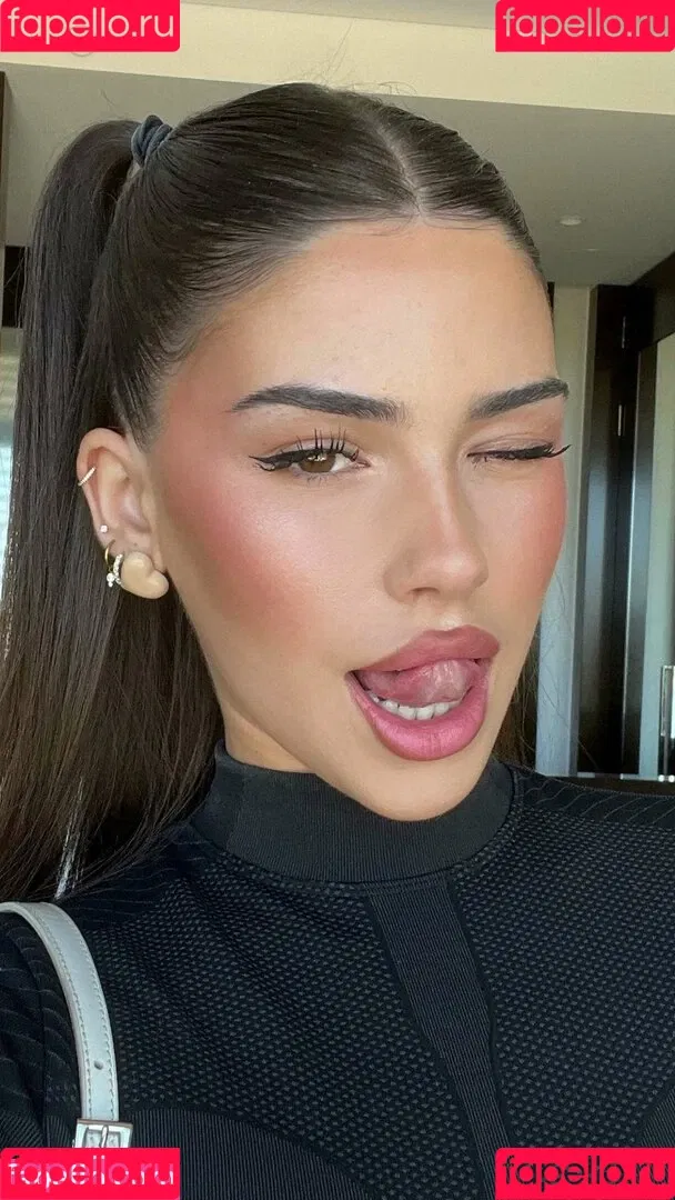 Leah Halton / leahhalton Onlyfans Photo Gallery 