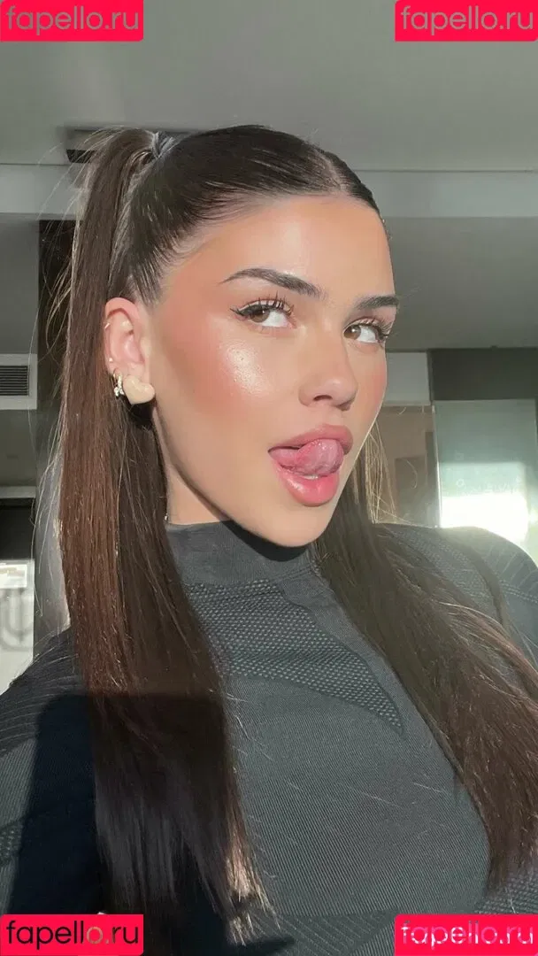 Leah Halton / leahhalton Onlyfans Photo Gallery 