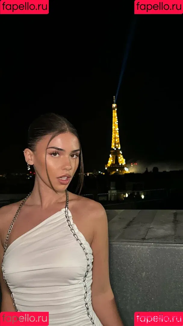 Leah Halton / leahhalton Onlyfans Photo Gallery 