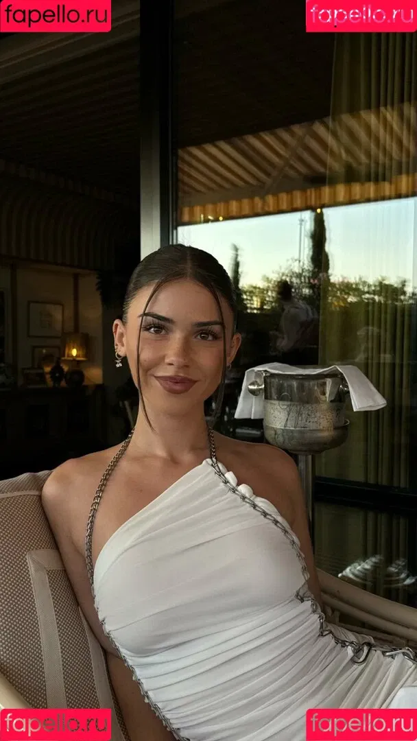 Leah Halton / leahhalton Onlyfans Photo Gallery 