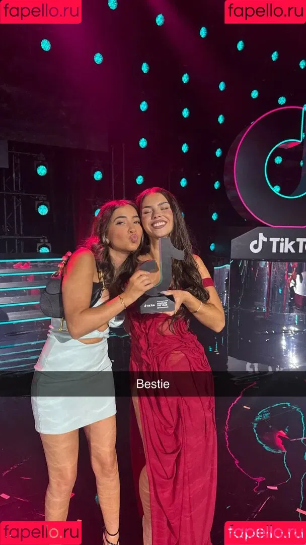 Leah Halton / leahhalton Onlyfans Photo Gallery 