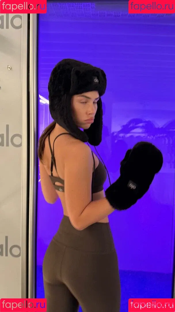 Leah Halton / leahhalton Onlyfans Photo Gallery 