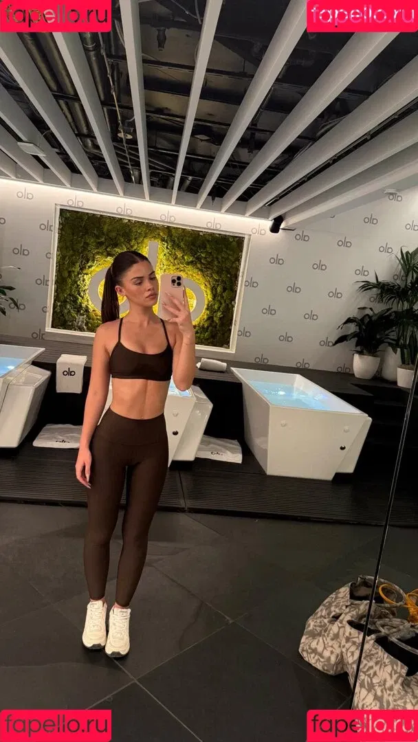 Leah Halton / leahhalton Onlyfans Photo Gallery 