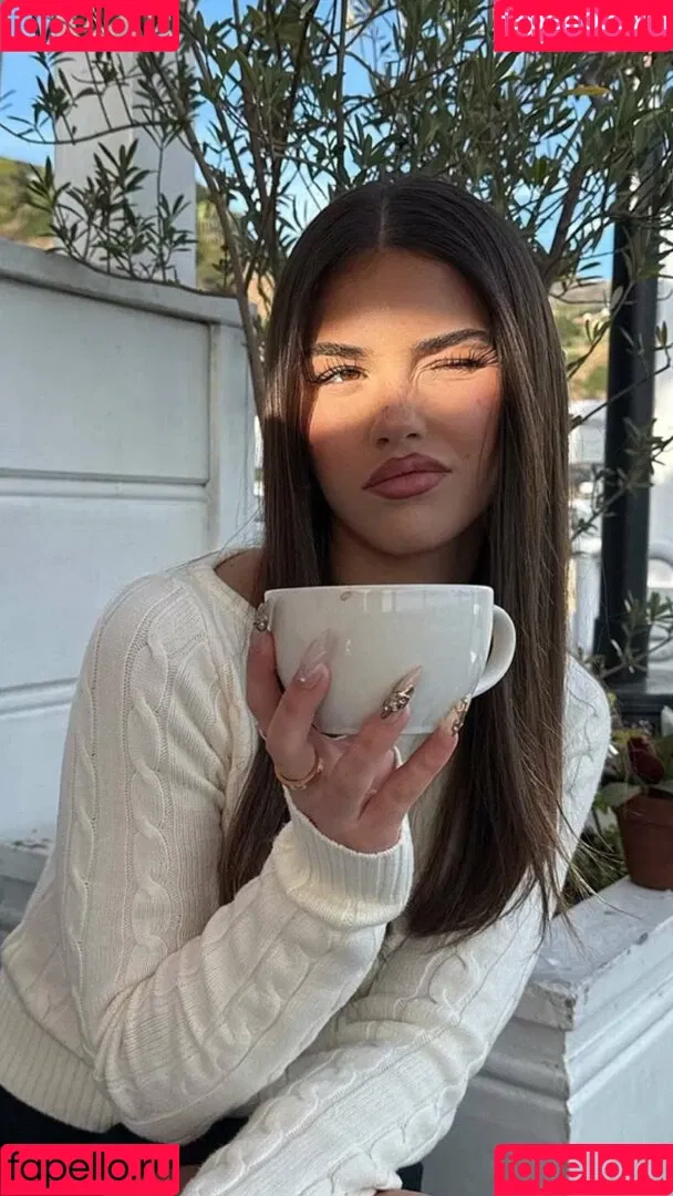 Leah Halton / leahhalton Onlyfans Photo Gallery 