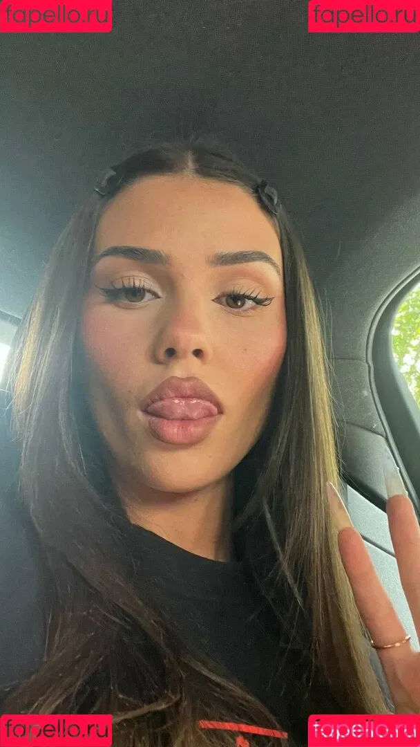 Leah Halton / leahhalton Onlyfans Photo Gallery 