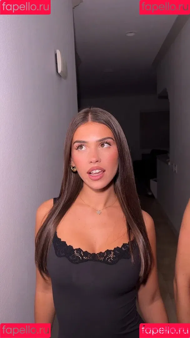 Leah Halton / leahhalton Onlyfans Photo Gallery 