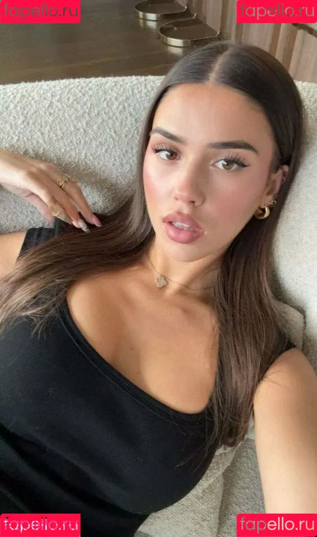 Leah Halton / leahhalton Onlyfans Photo Gallery 