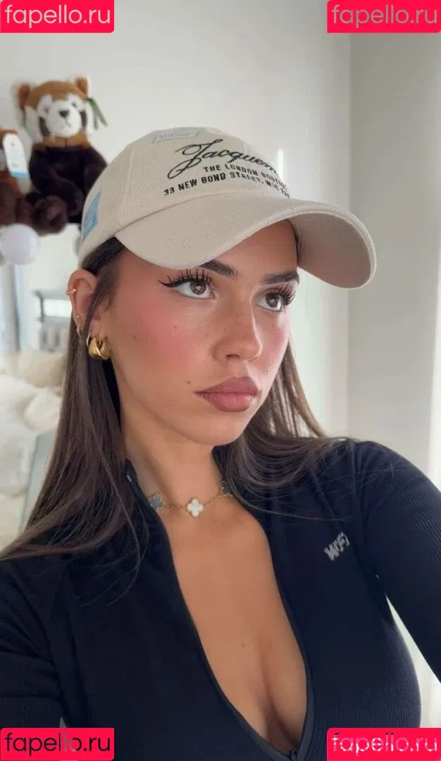 Leah Halton / leahhalton Onlyfans Photo Gallery 