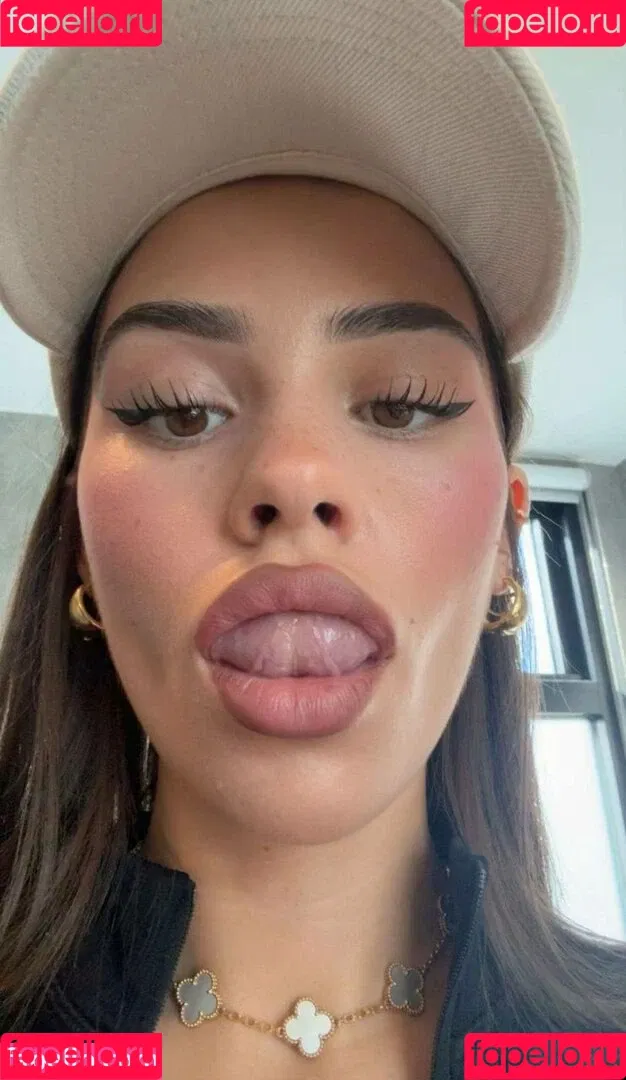 Leah Halton / leahhalton Onlyfans Photo Gallery 