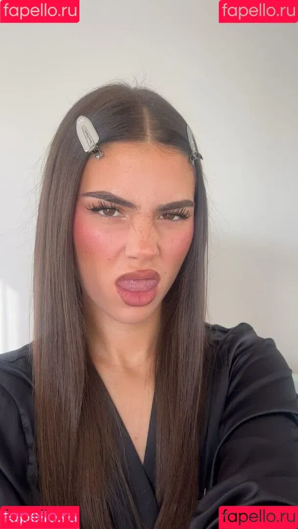 Leah Halton / leahhalton Onlyfans Photo Gallery 