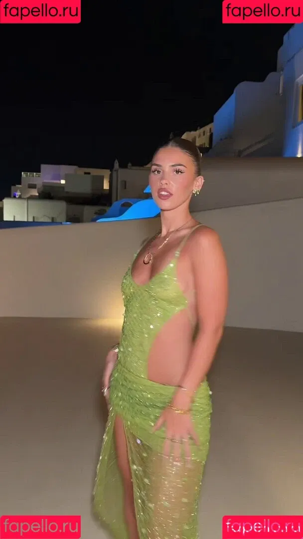 Leah Halton / leahhalton Onlyfans Photo Gallery 