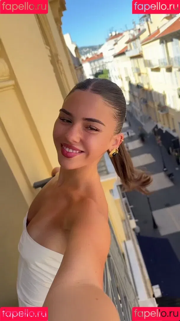 Leah Halton / leahhalton Onlyfans Photo Gallery 