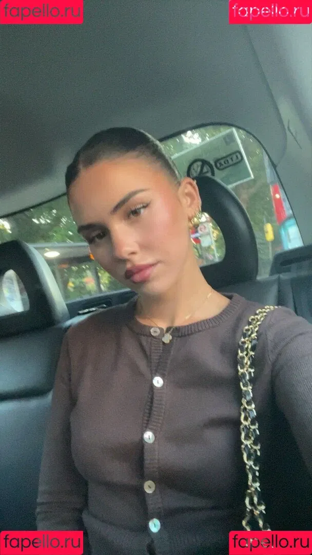 Leah Halton / leahhalton Onlyfans Photo Gallery 