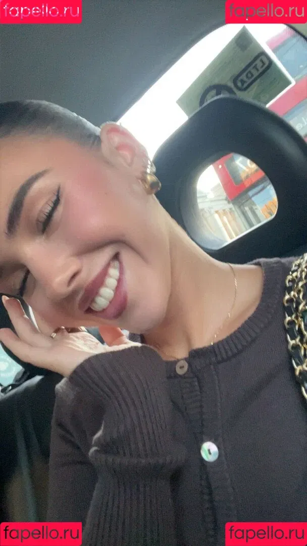 Leah Halton / leahhalton Onlyfans Photo Gallery 