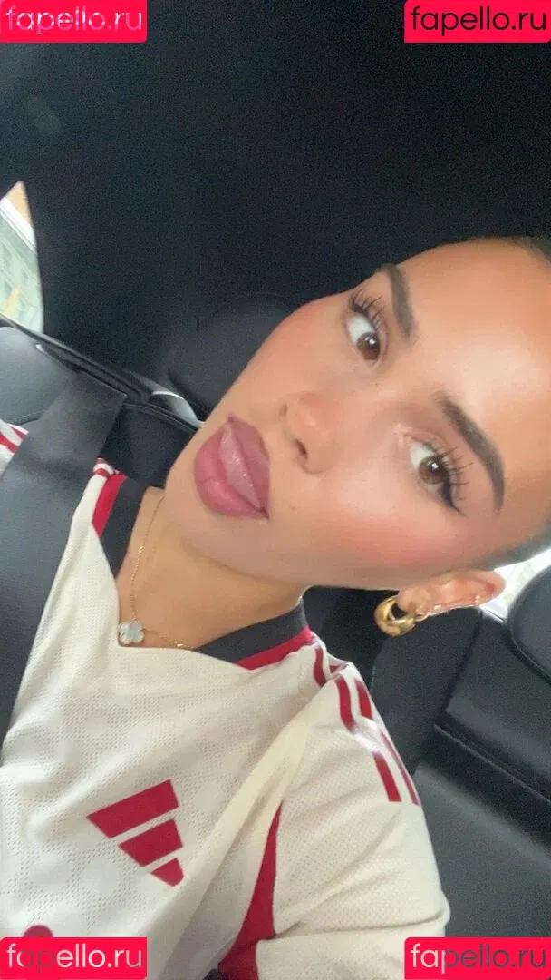 Leah Halton / leahhalton Onlyfans Photo Gallery 