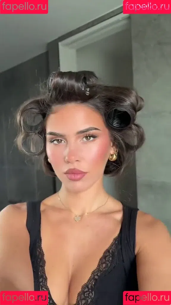 Leah Halton / leahhalton Onlyfans Photo Gallery 