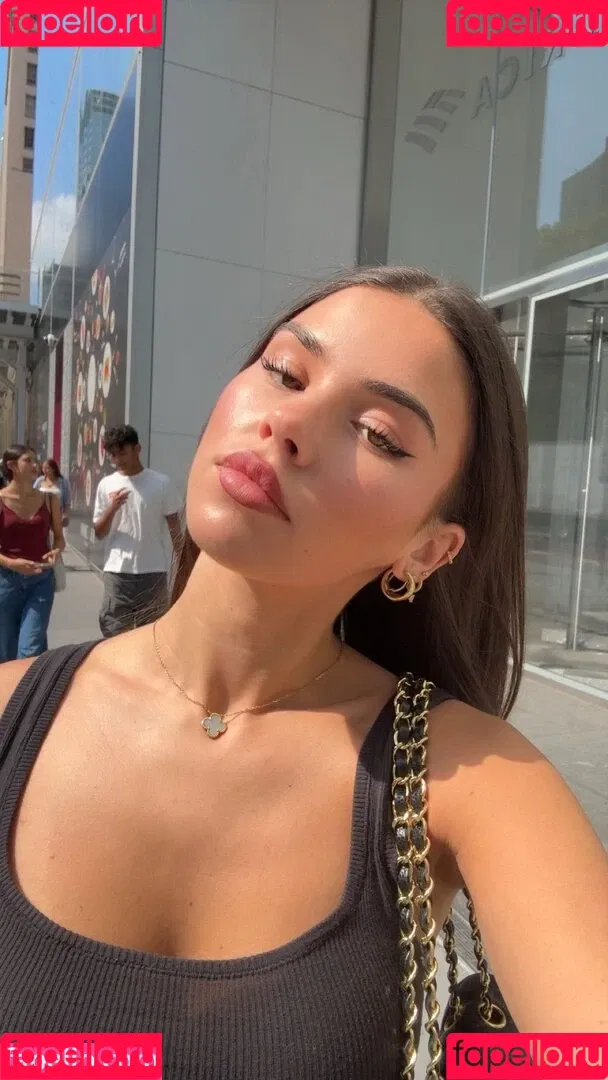 Leah Halton / leahhalton Onlyfans Photo Gallery 