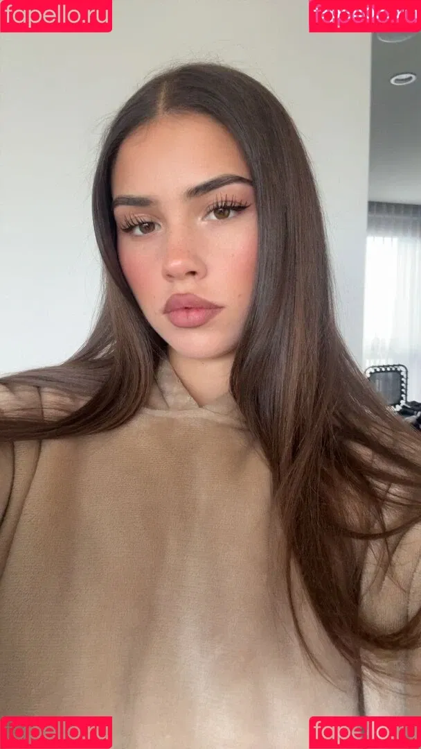 Leah Halton / leahhalton Onlyfans Photo Gallery 