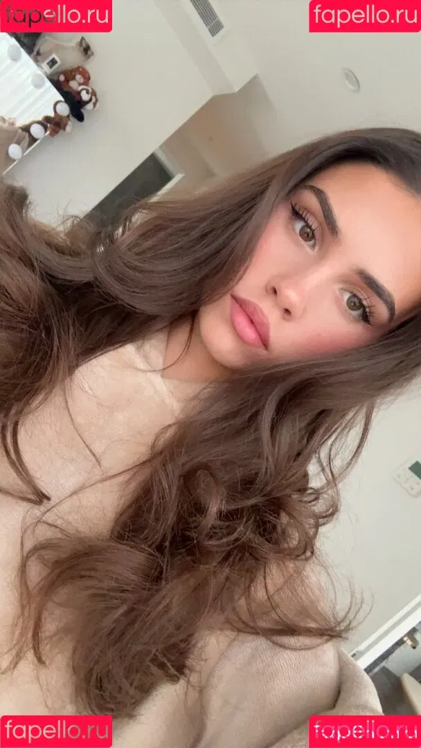 Leah Halton / leahhalton Onlyfans Photo Gallery 