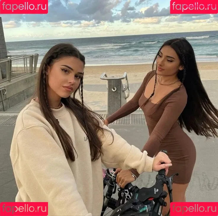 Leah Halton / leahhalton Onlyfans Photo Gallery 