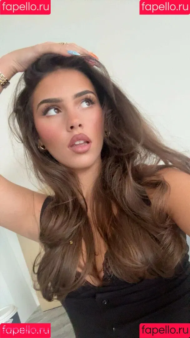 Leah Halton / leahhalton Onlyfans Photo Gallery 