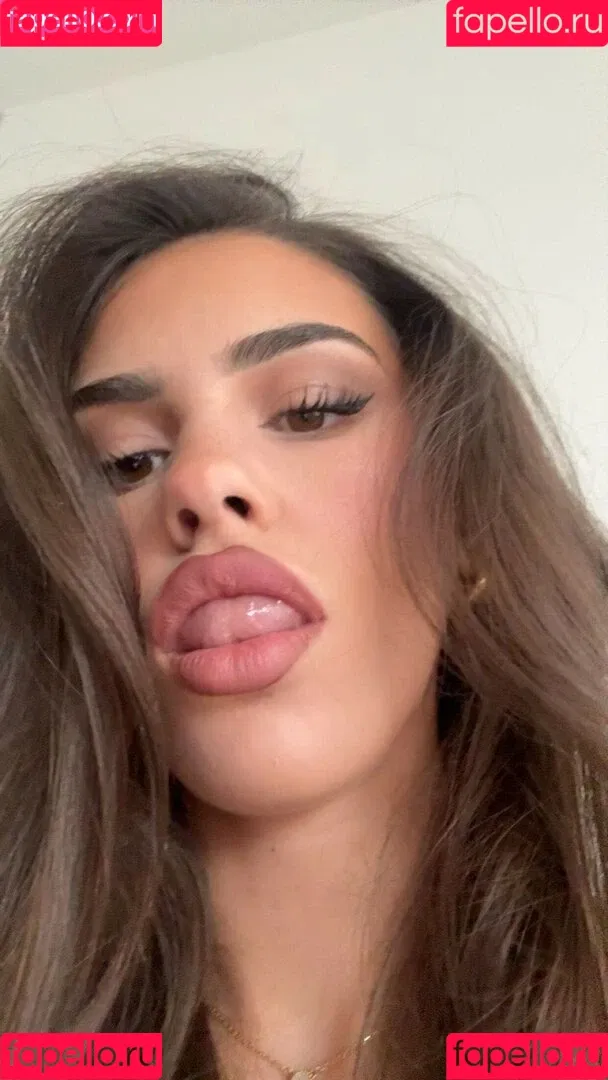 Leah Halton / leahhalton Onlyfans Photo Gallery 