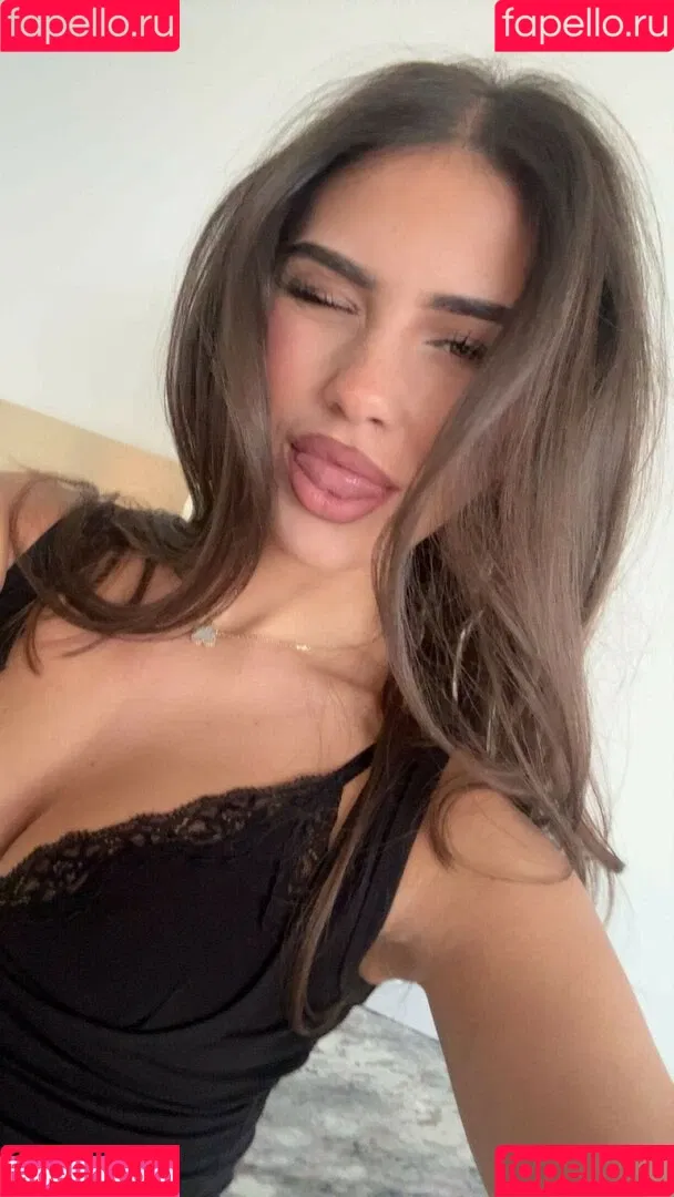 Leah Halton / leahhalton Onlyfans Photo Gallery 