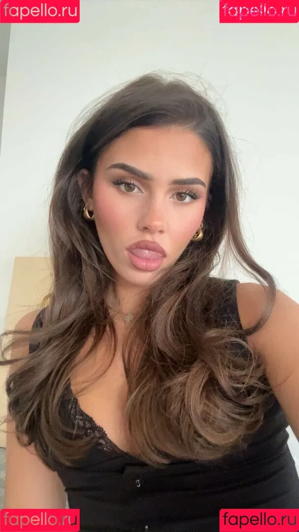 Leah Halton / leahhalton Onlyfans Photo Gallery 