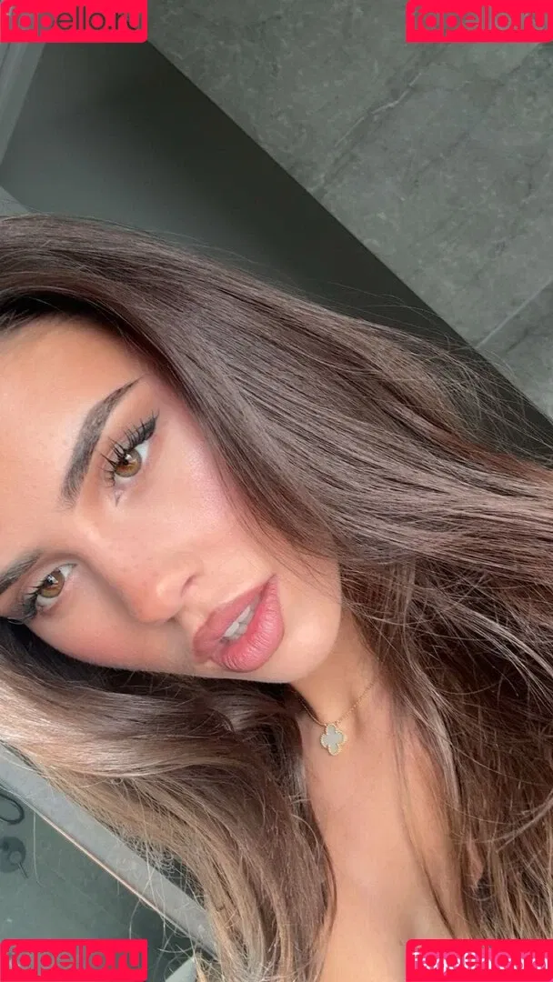 Leah Halton / leahhalton Onlyfans Photo Gallery 