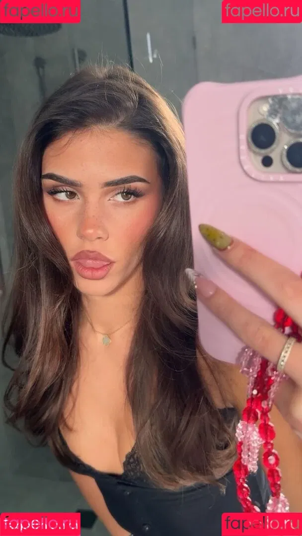 Leah Halton / leahhalton Onlyfans Photo Gallery 