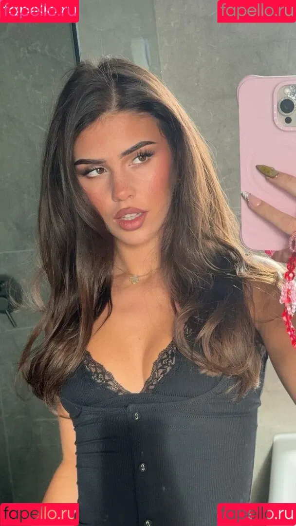 Leah Halton / leahhalton Onlyfans Photo Gallery 