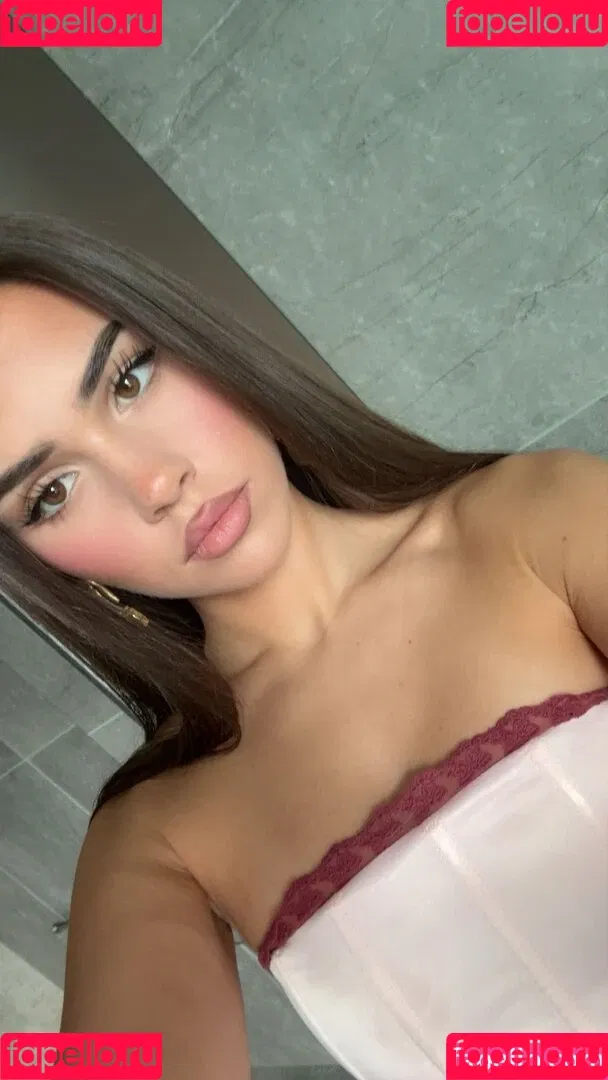 Leah Halton / leahhalton Onlyfans Photo Gallery 