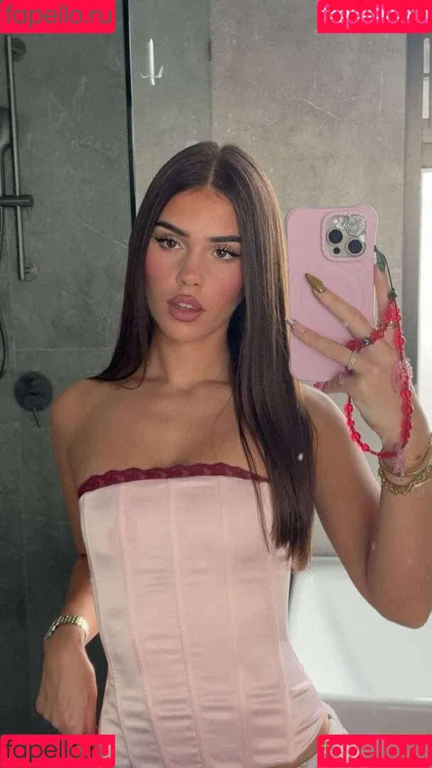 Leah Halton / leahhalton Onlyfans Photo Gallery 