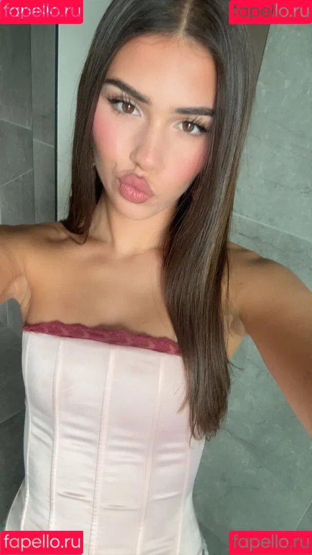 Leah Halton / leahhalton Onlyfans Photo Gallery 