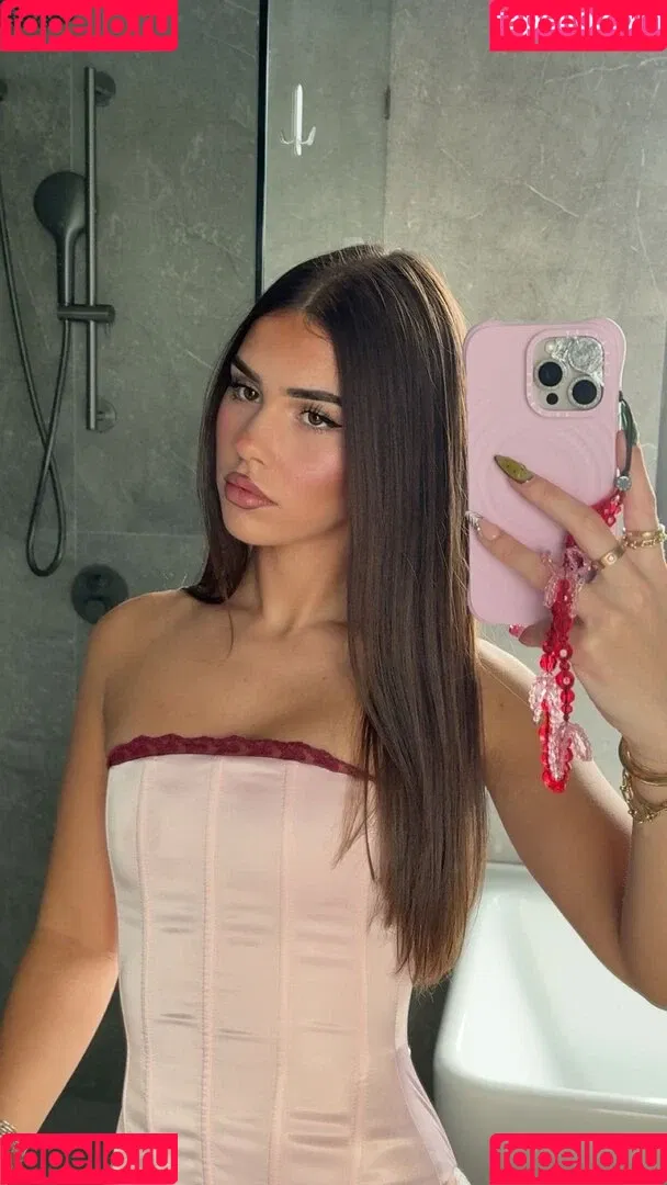 Leah Halton / leahhalton Onlyfans Photo Gallery 