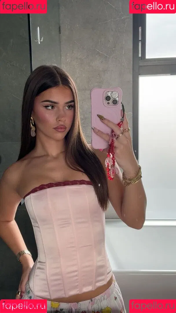 Leah Halton / leahhalton Onlyfans Photo Gallery 