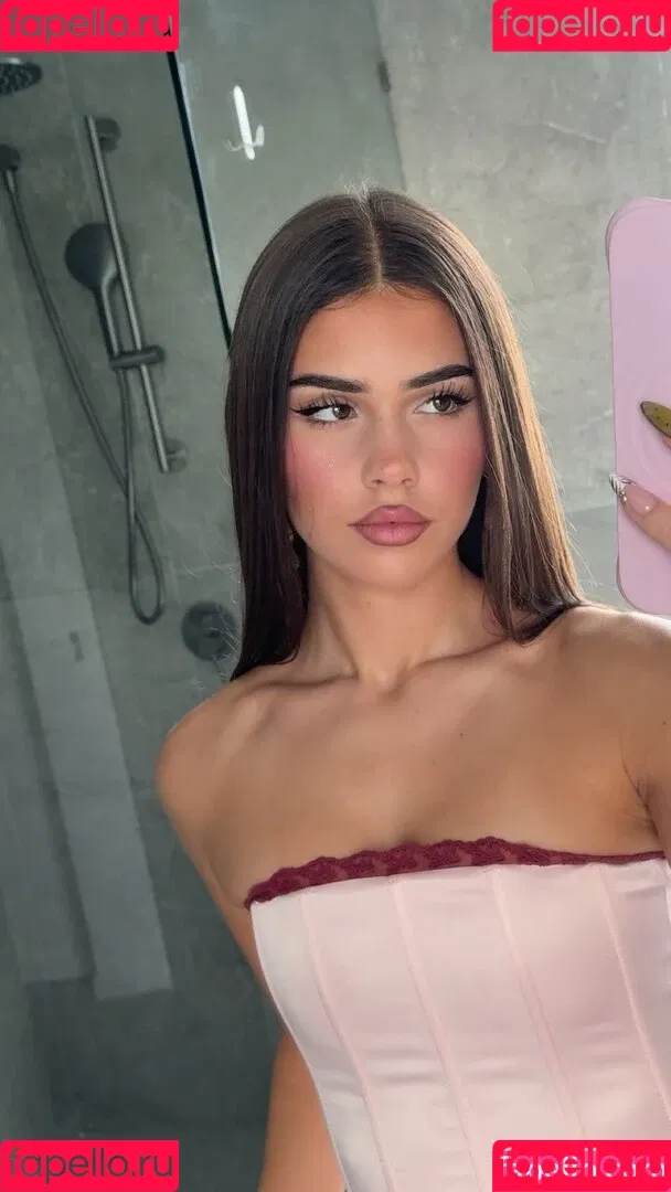 Leah Halton / leahhalton Onlyfans Photo Gallery 