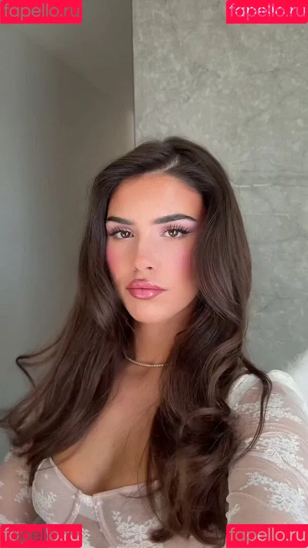 Leah Halton / leahhalton Onlyfans Photo Gallery 