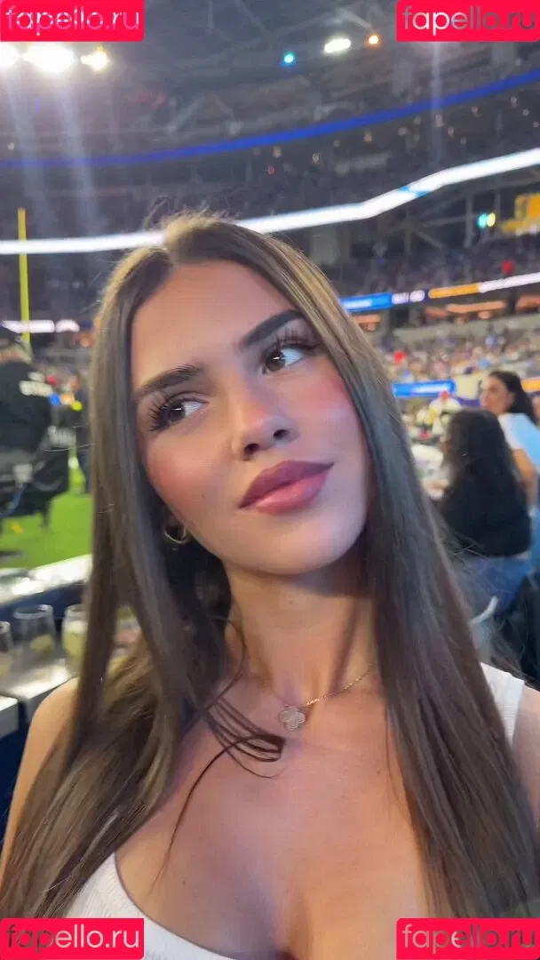 Leah Halton / leahhalton Onlyfans Photo Gallery 