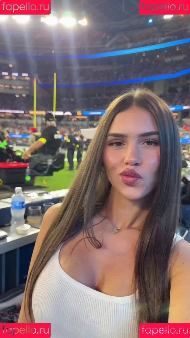 Leah Halton / leahhalton Onlyfans Photo Gallery 