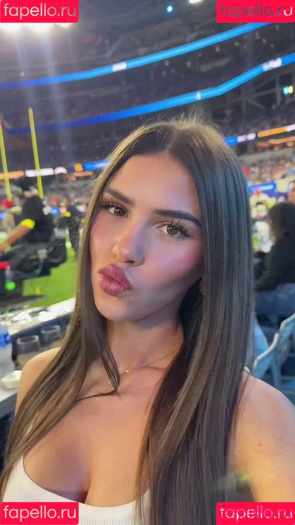 Leah Halton / leahhalton Onlyfans Photo Gallery 