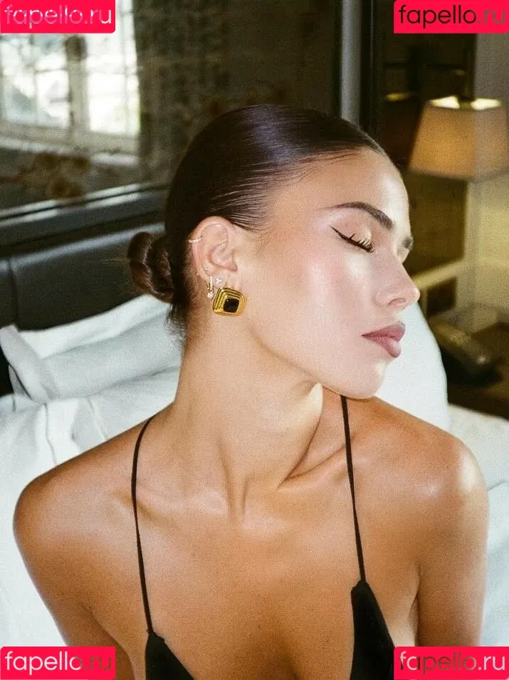 Leah Halton / leahhalton Onlyfans Photo Gallery 