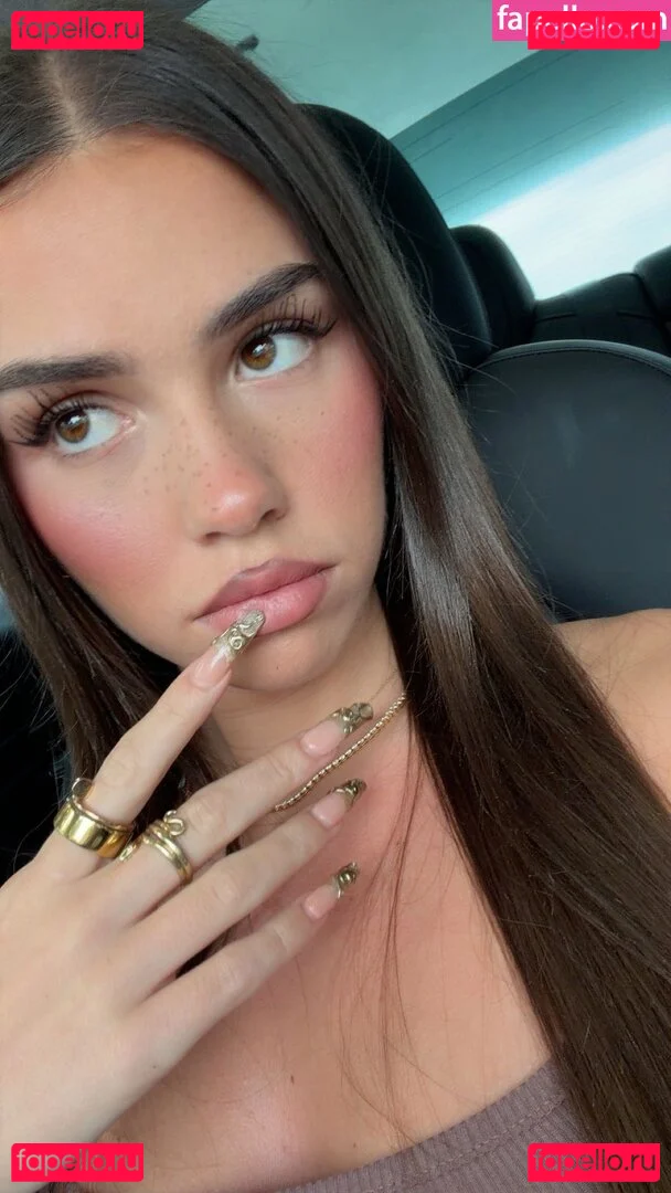 Leah Halton / leahhalton Onlyfans Photo Gallery 