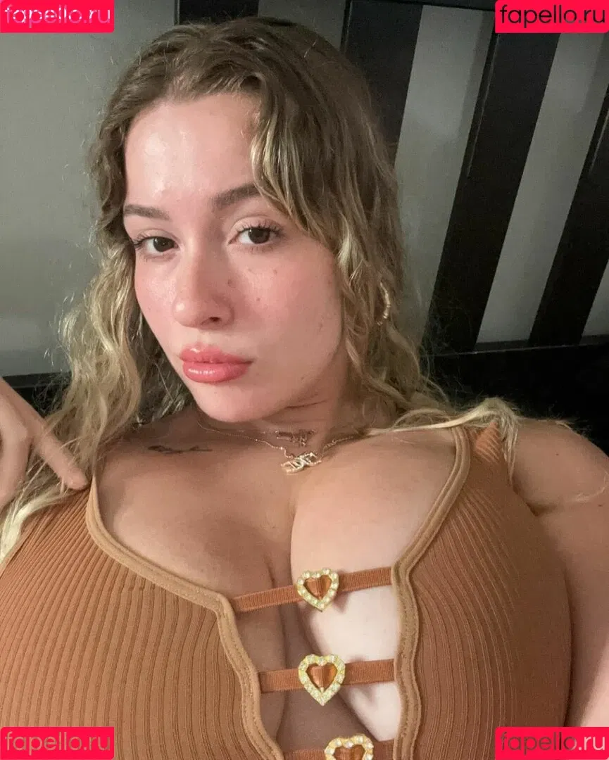 https: / maybejuull Onlyfans Photo Gallery 