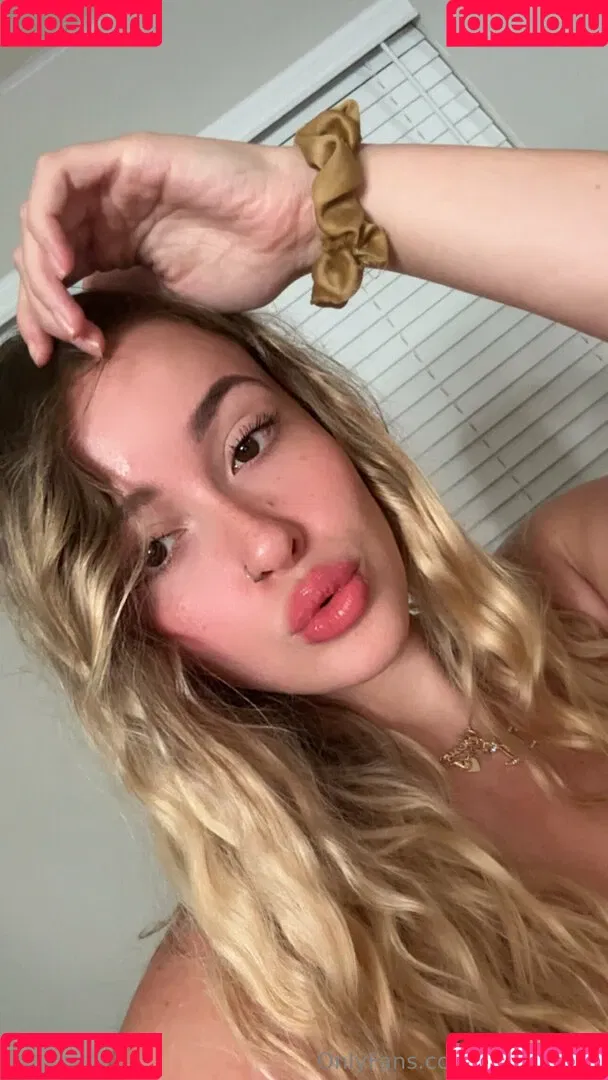 https: / maybejuull Onlyfans Photo Gallery 