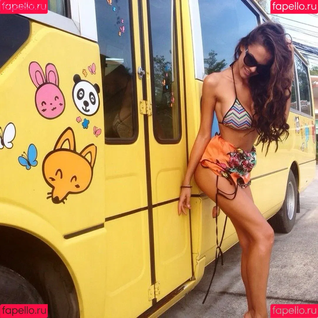 Viki odintcova / mavrinmag / viki_odintcova Onlyfans Photo Gallery 