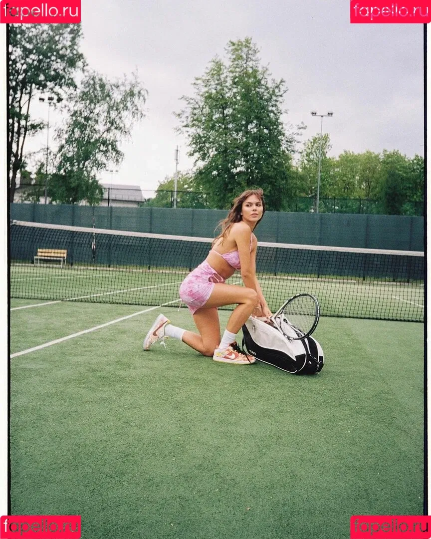 Viki odintcova / mavrinmag / viki_odintcova Onlyfans Photo Gallery 